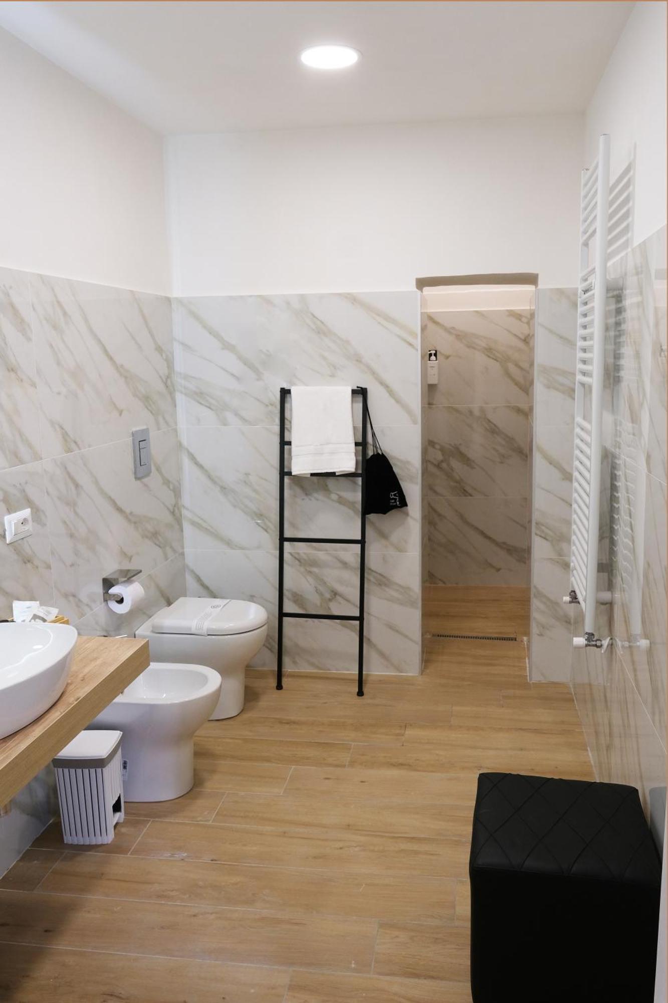 Appartamento Toledo 292 Luxury House Napoli Esterno foto