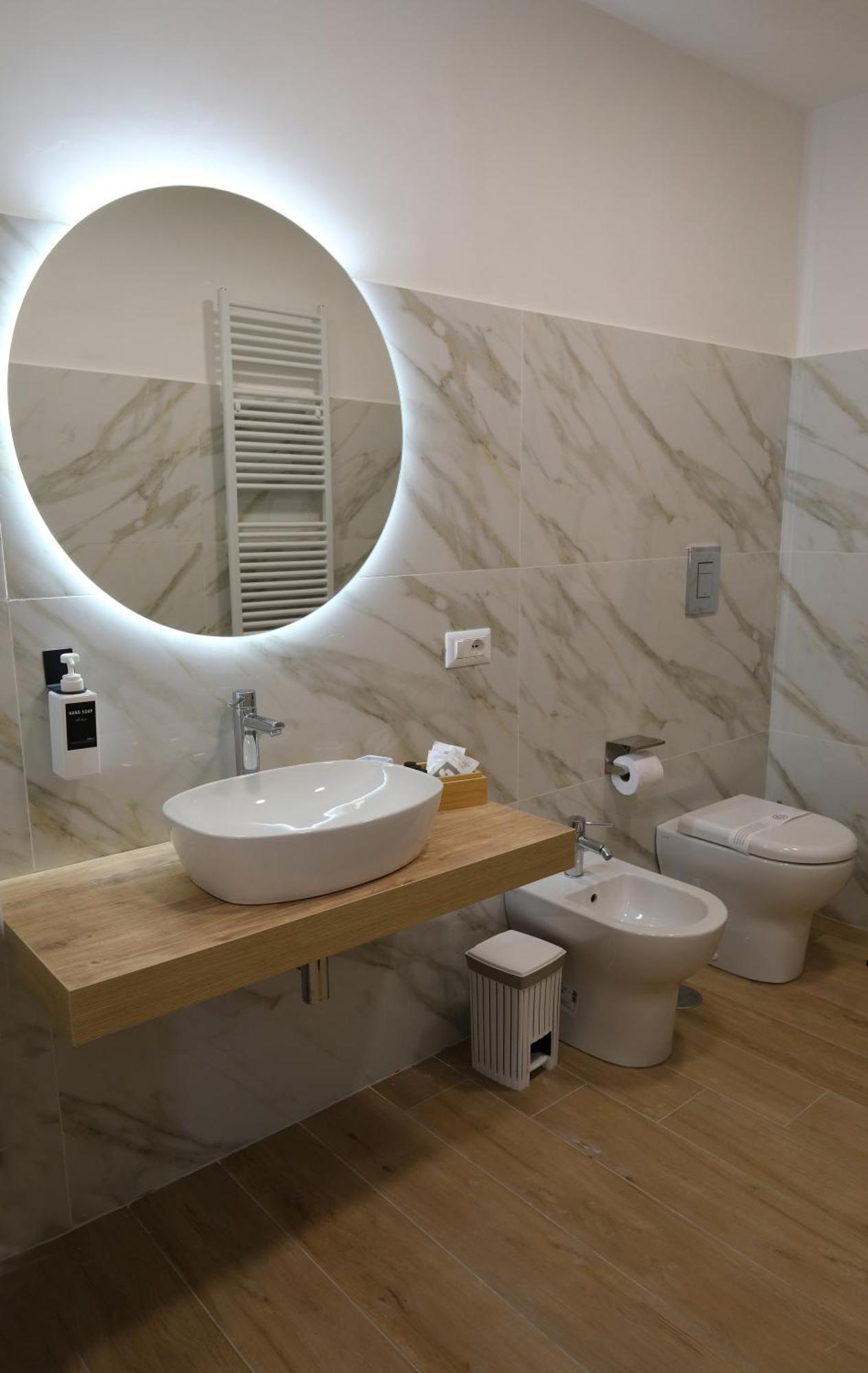 Appartamento Toledo 292 Luxury House Napoli Esterno foto