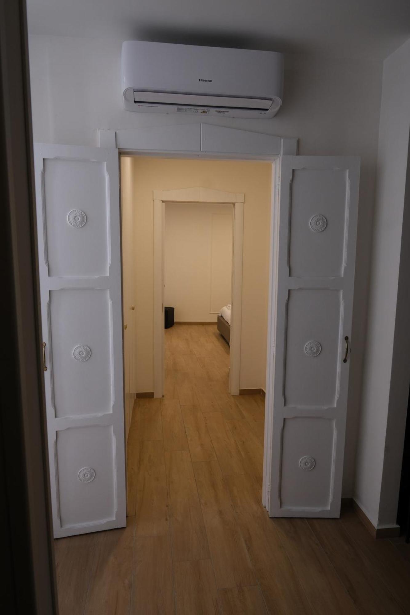 Appartamento Toledo 292 Luxury House Napoli Esterno foto
